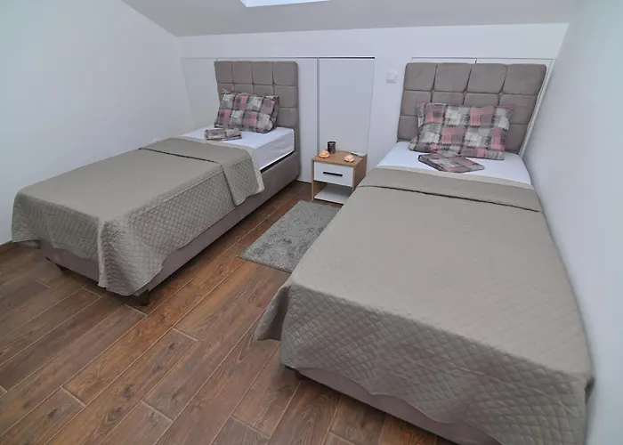 Lux&spa Petko 피로트