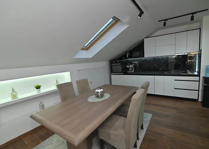 Lux&spa Petko 아파트 피로트