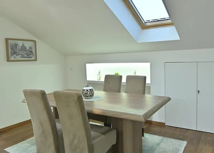 아파트 Lux&spa Petko 피로트